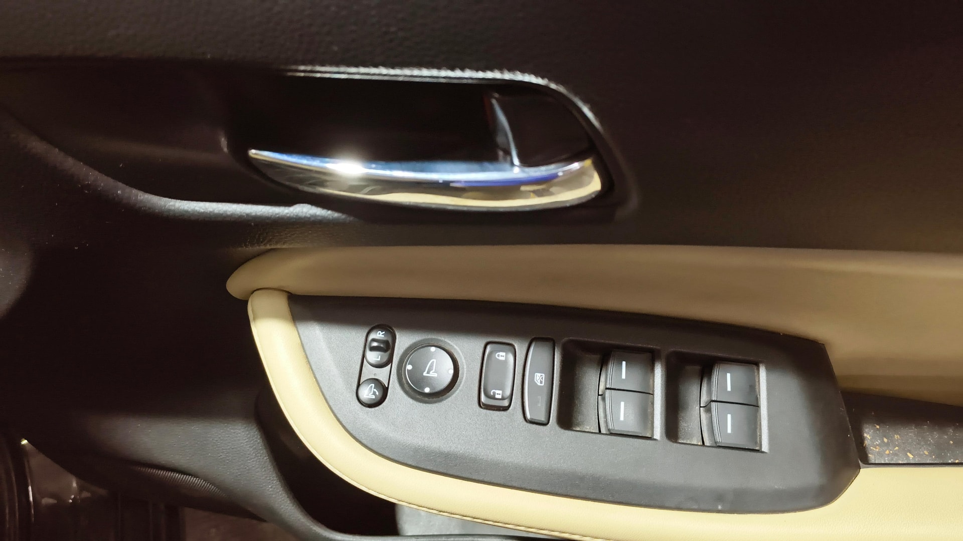 View 2022 Honda City ZX CVT Image 39 Used 2022 Honda City ZX CVT Image 39