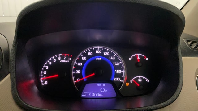View Hyundai Grand i10 Image 33 Used Hyundai Grand i10 Image 33