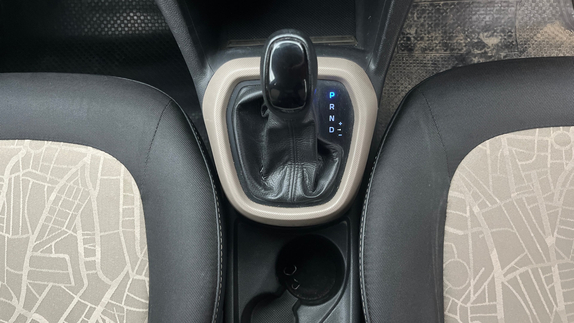 Used 2015 Hyundai Grand i10 Used 2015 Hyundai Grand i10