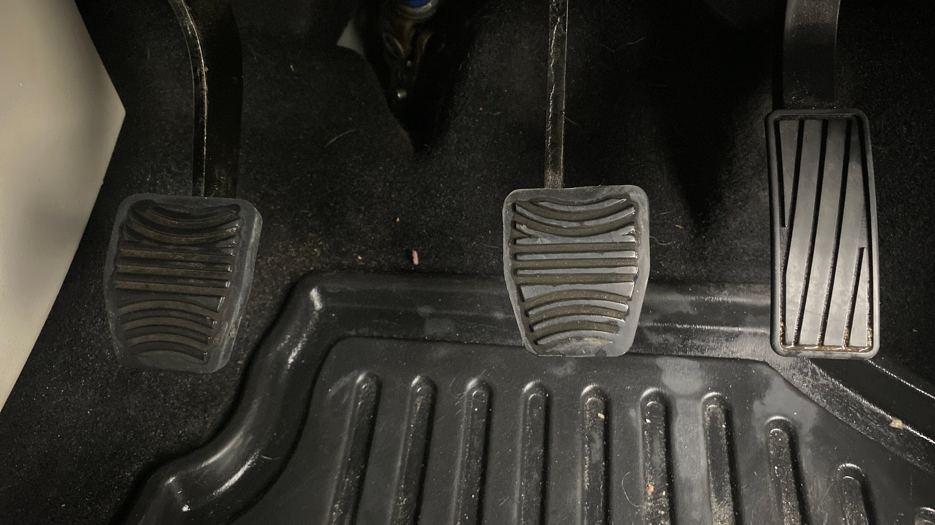 Used 2023 Mahindra XUV300 Used 2023 Mahindra XUV300