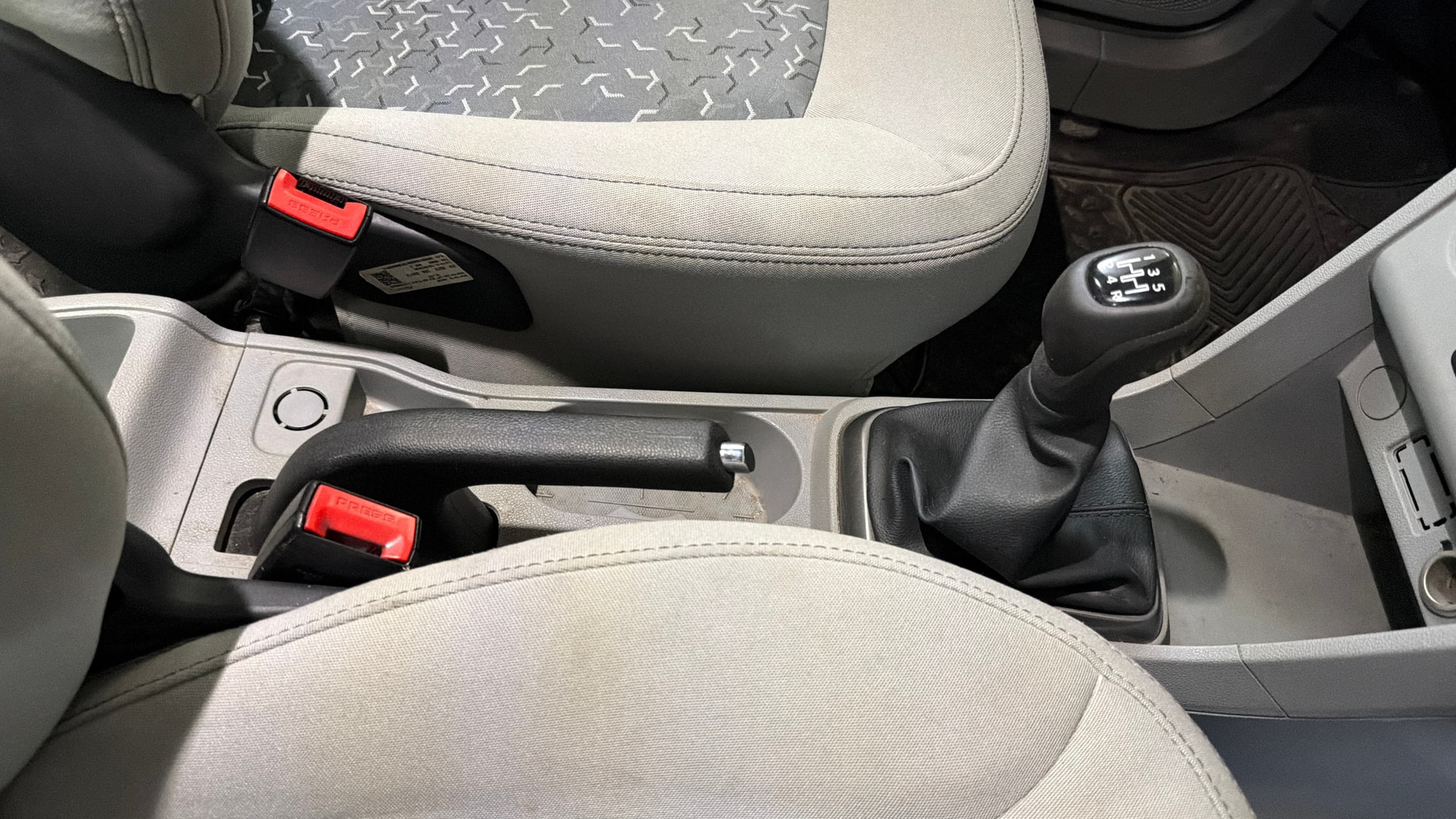 View 2022 Tata Tigor XE Diesel Image 38 Used 2022 Tata Tigor XE Diesel Image 38