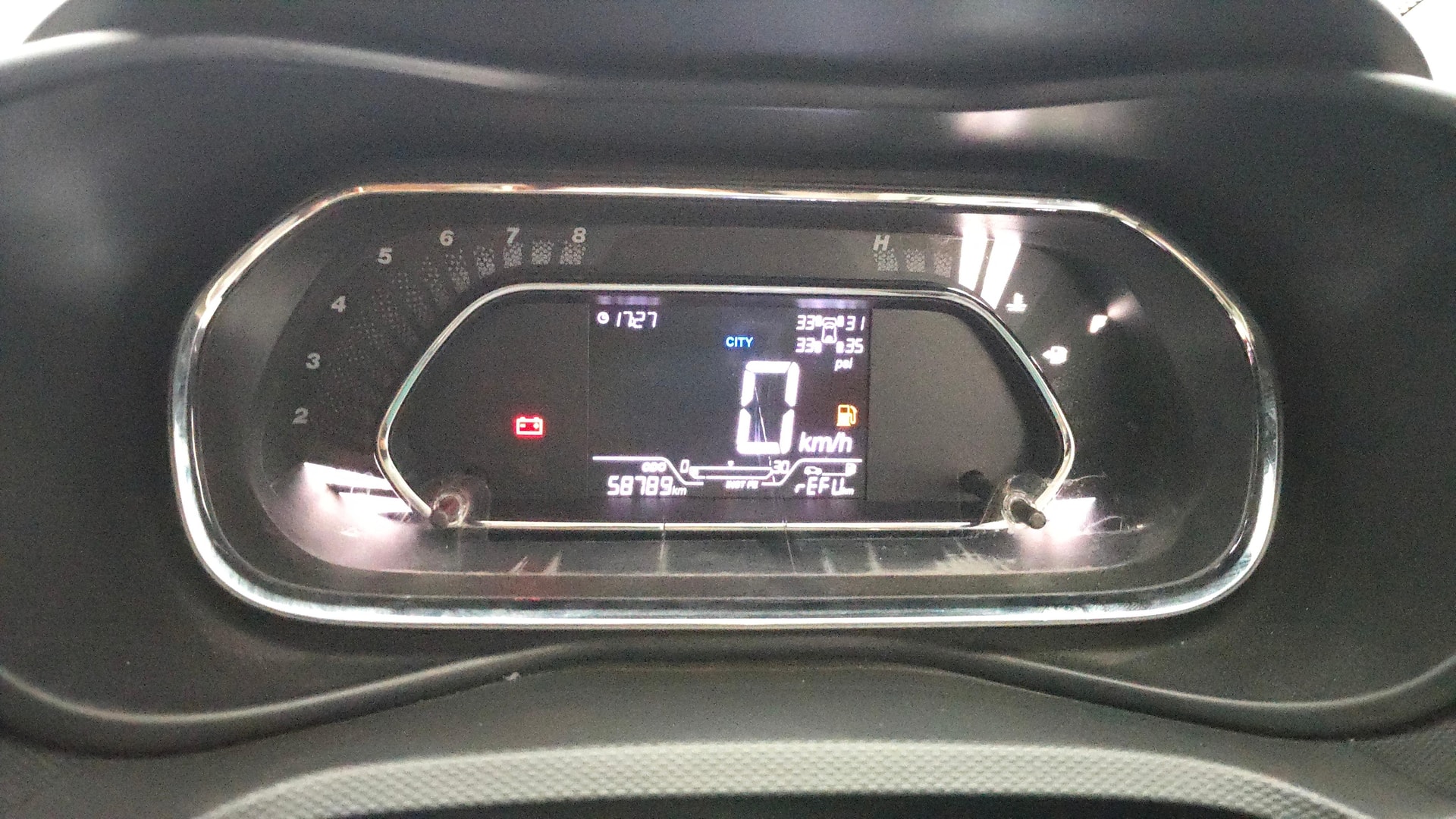 View 2022 Tata Nexon Revotron XE Image 36 Used 2022 Tata Nexon Revotron XE Image 36