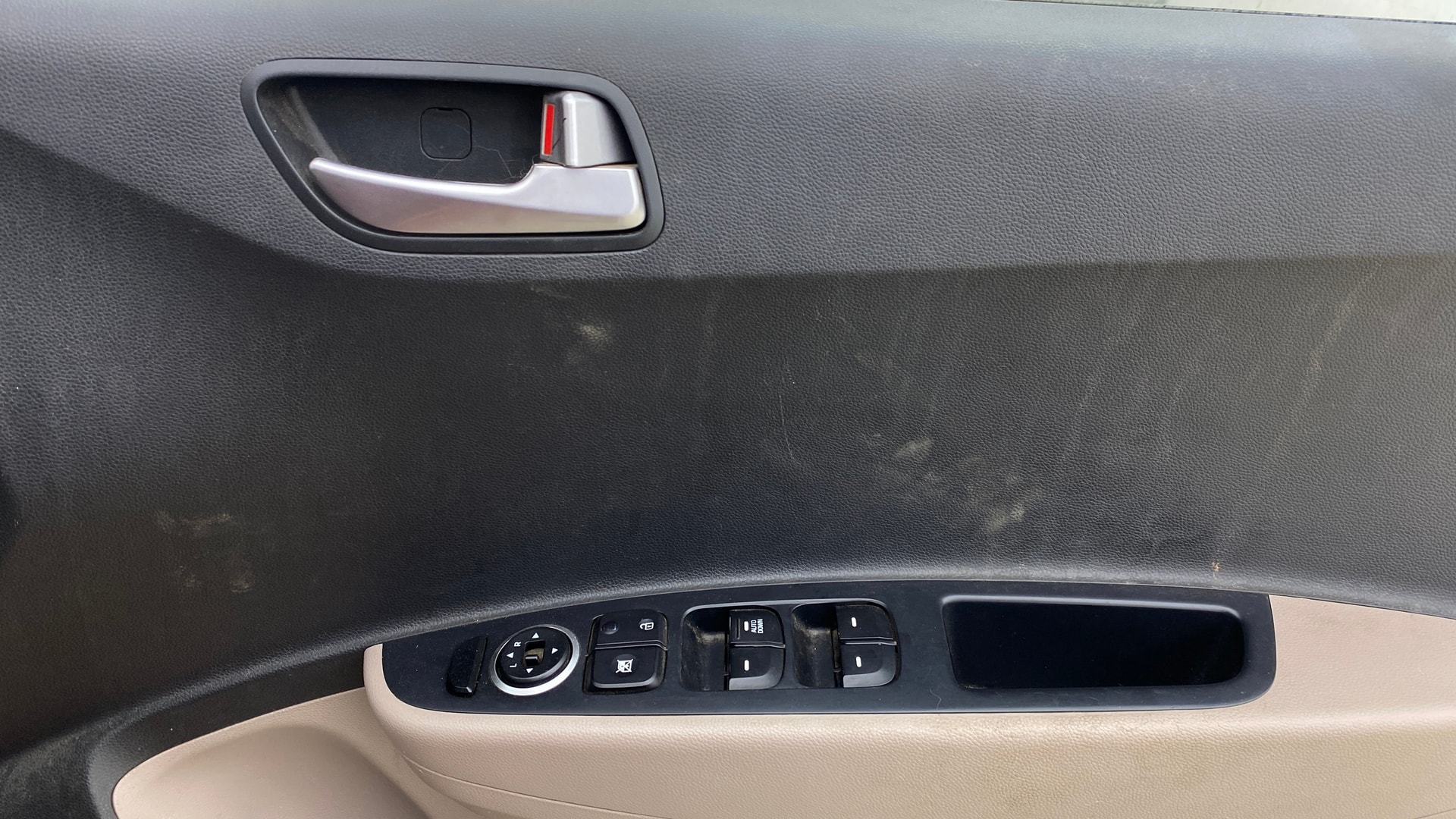 View 2016 Hyundai Xcent S Petrol Image 32 Used 2016 Hyundai Xcent S Petrol Image 32
