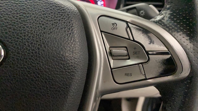 View Mahindra XUV300 Image 3 Used Mahindra XUV300 Image 3