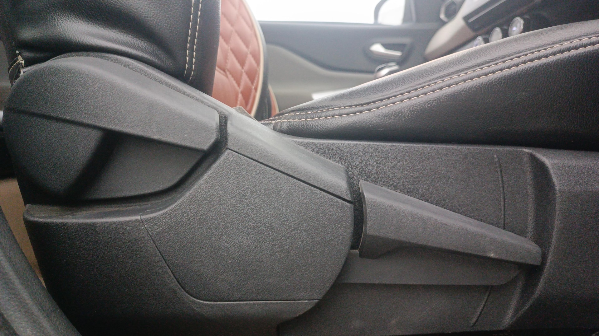View 2022 Nissan Magnite XV Image 11 Used 2022 Nissan Magnite XV Image 11