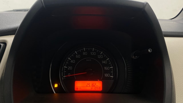 View Maruti Suzuki 1000 Image 34 Used Maruti Suzuki 1000 Image 34