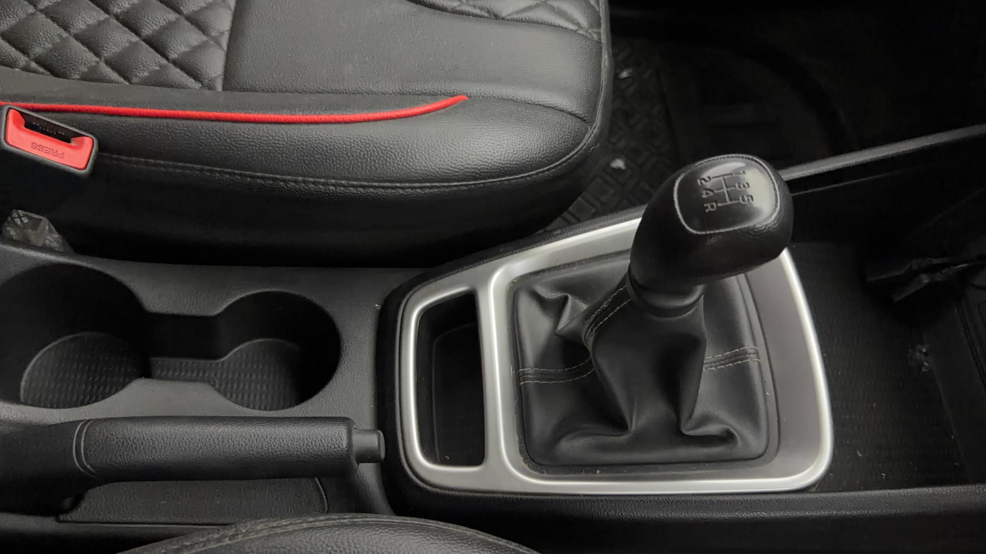 View 2020 Hyundai Venue S 1.2 Petrol Image 38 Used 2020 Hyundai Venue S 1.2 Petrol Image 38