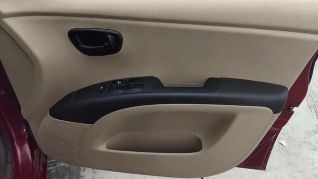 View Hyundai i10 Image 32 Used Hyundai i10 Image 32