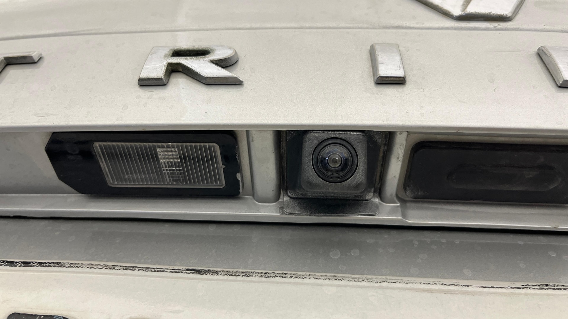 View 2020 Renault Triber RXZ Image 16 Used 2020 Renault Triber RXZ Image 16
