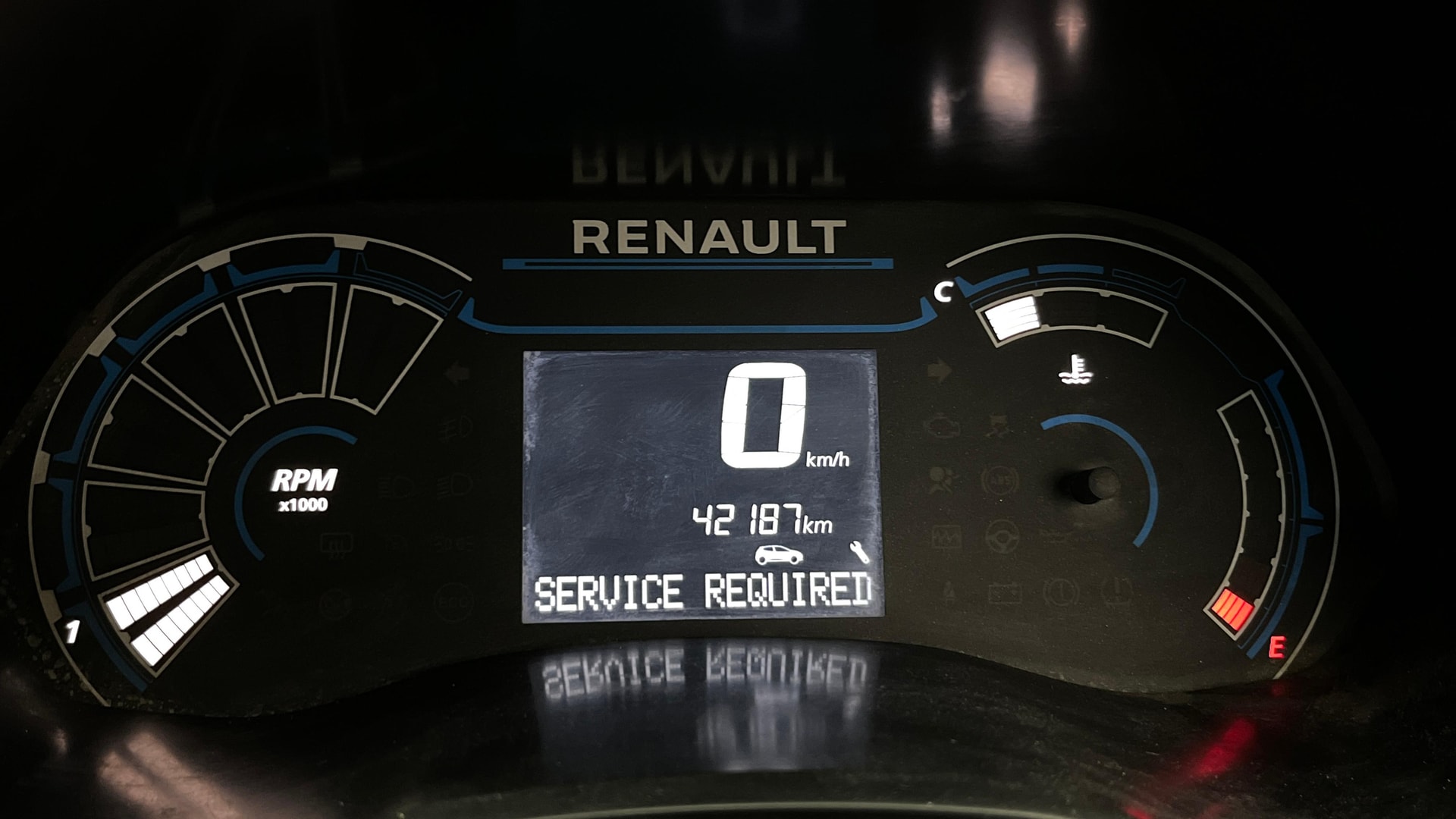 View 2020 Renault Triber RXZ Image 21 Used 2020 Renault Triber RXZ Image 21