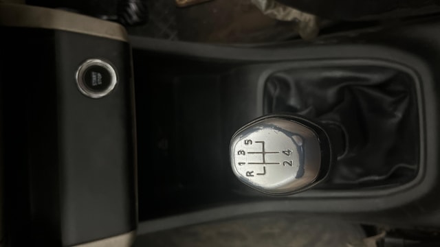 View Renault Triber Image 42 Used Renault Triber Image 42