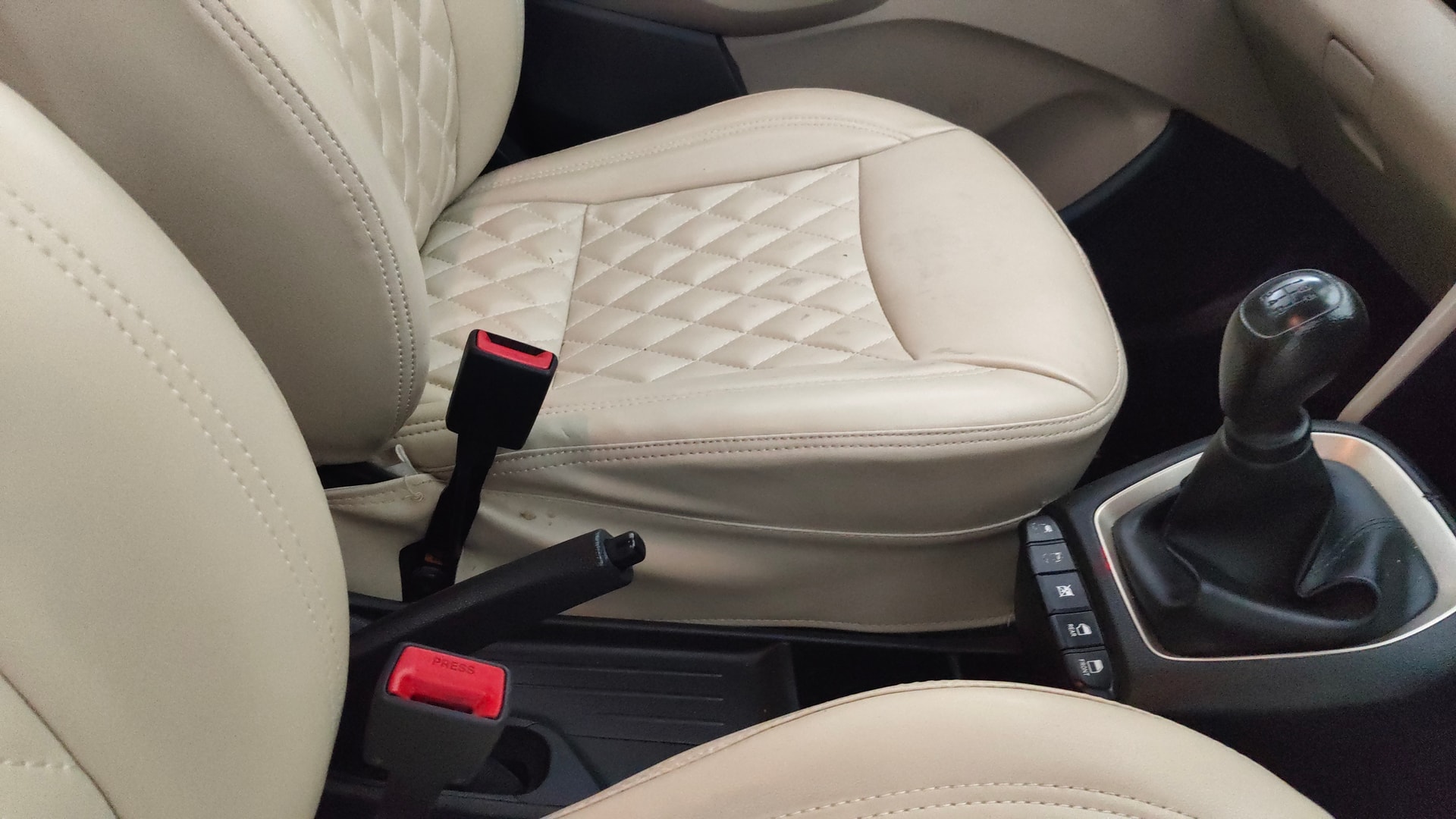 View 2022 Hyundai New Santro D-Lite Petrol Image 37 Used 2022 Hyundai New Santro D-Lite Petrol Image 37