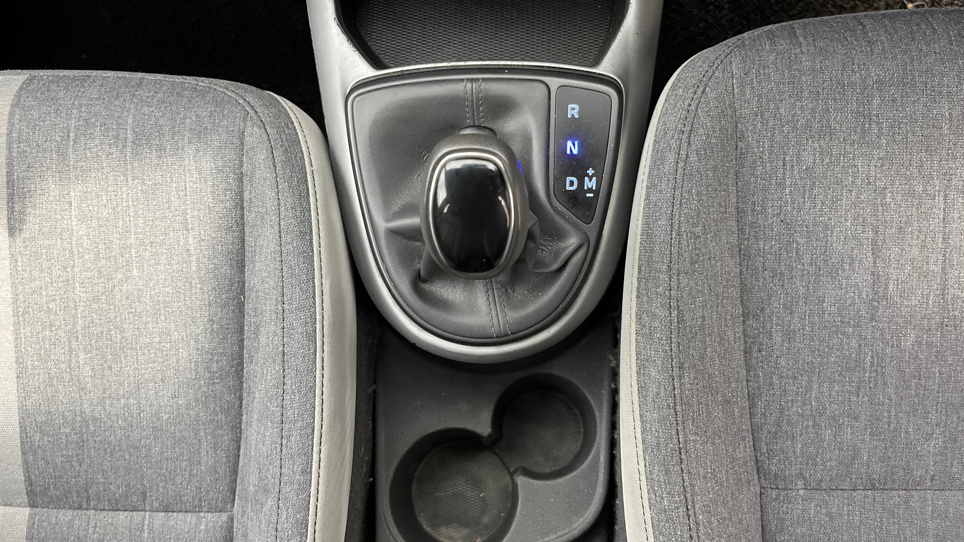 View 2019 Hyundai Grand i10 Nios Era Petrol BS IV Image 39 Used 2019 Hyundai Grand i10 Nios Era Petrol BS IV Image 39