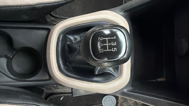 View Hyundai Grand i10 Image 38 Used Hyundai Grand i10 Image 38