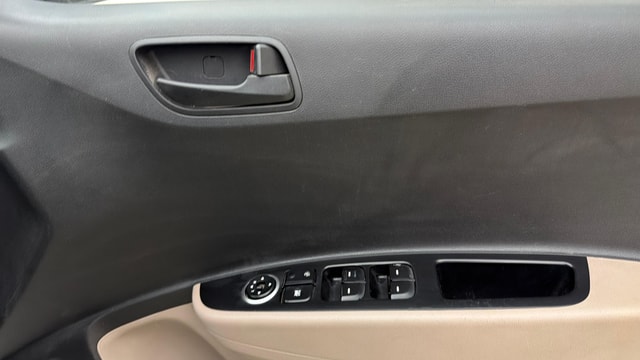 View Hyundai Grand i10 Image 33 Used Hyundai Grand i10 Image 33