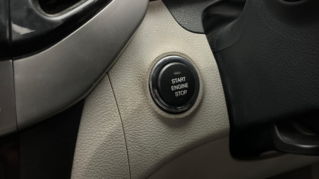View Mahindra XUV300 Image 35 Used Mahindra XUV300 Image 35