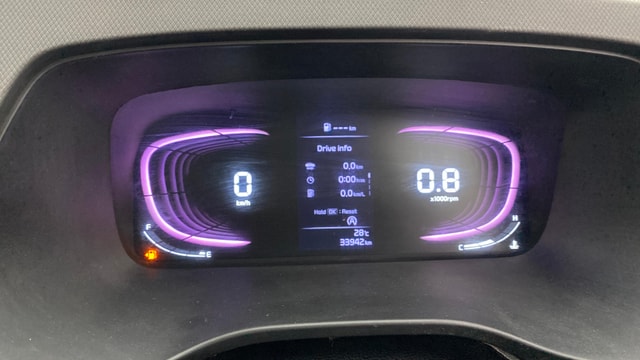View Kia Carens Image 35 Used Kia Carens Image 35