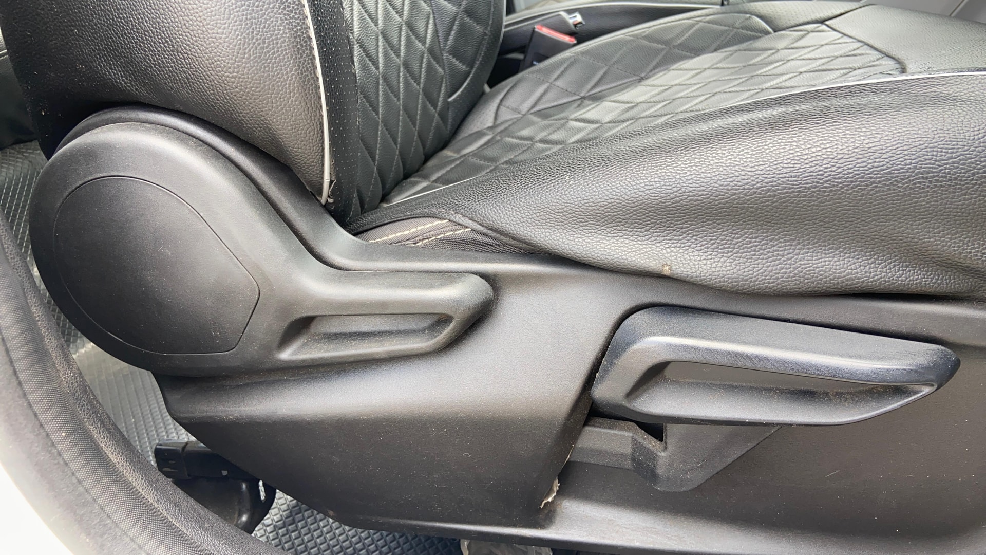 View 2021 Tata Tiago Revotorq XB Image 18 Used 2021 Tata Tiago Revotorq XB Image 18