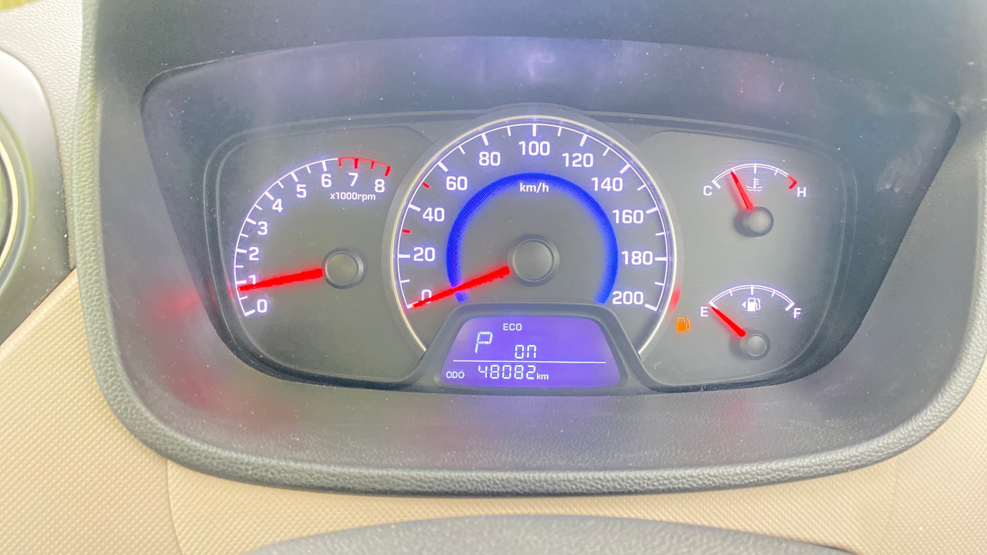 View 2015 Hyundai Grand i10 Asta AT 1.2 Kappa VTVT Image 34 Used 2015 Hyundai Grand i10 Asta AT 1.2 Kappa VTVT Image 34