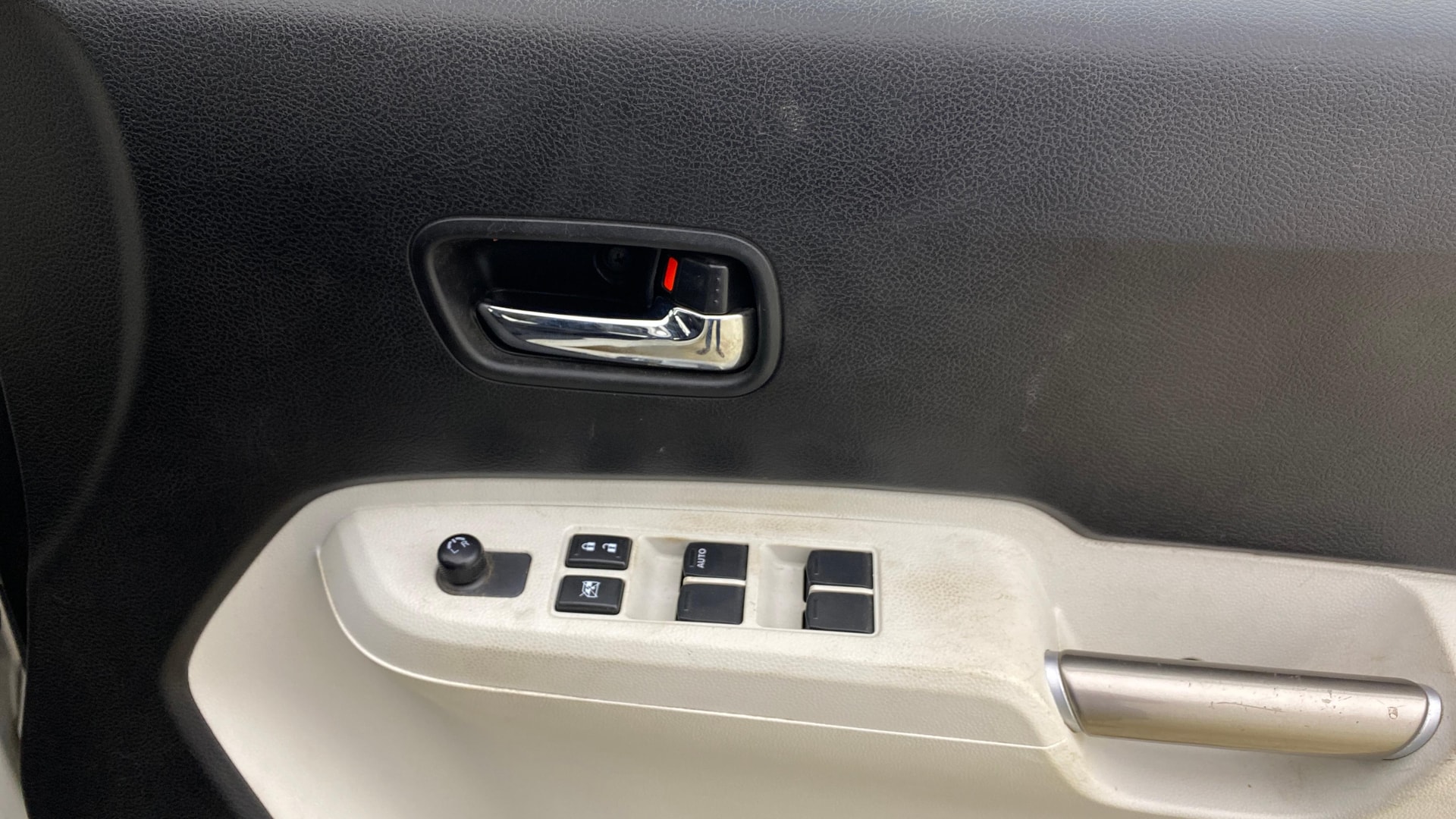 View 2019 Maruti Suzuki 1000 Base Variant Image 32 Used 2019 Maruti Suzuki 1000 Base Variant Image 32