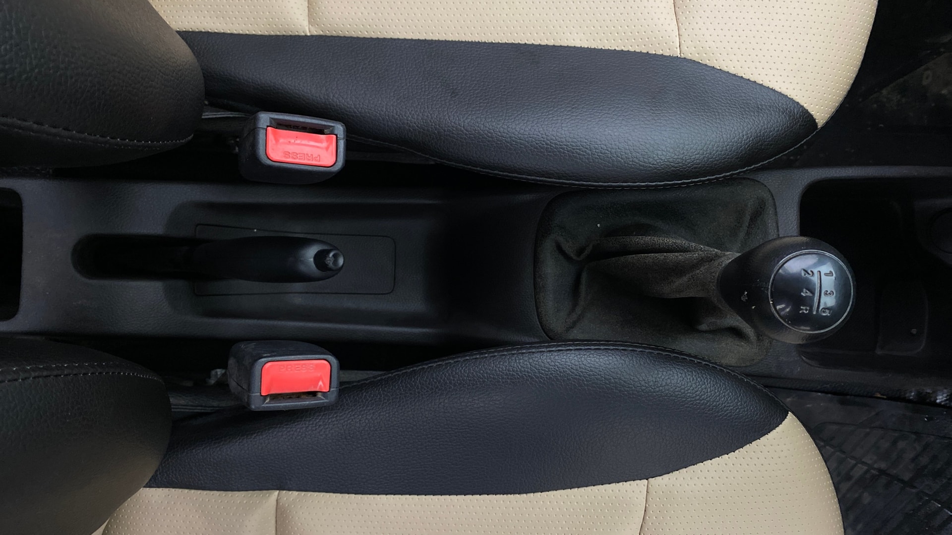 Used 2015 Hyundai EON Used 2015 Hyundai EON