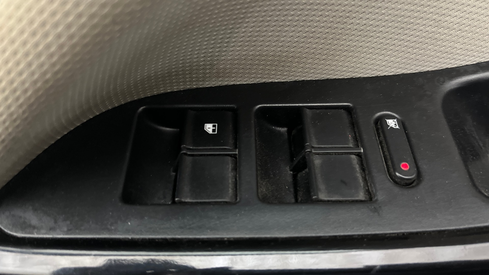 View 2022 Tata Nexon Revotron XE Image 33 Used 2022 Tata Nexon Revotron XE Image 33