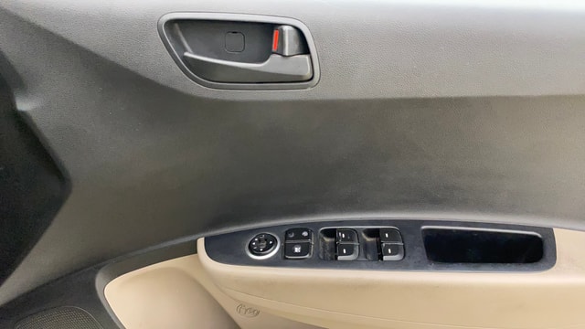 View Hyundai Grand i10 Image 32 Used Hyundai Grand i10 Image 32
