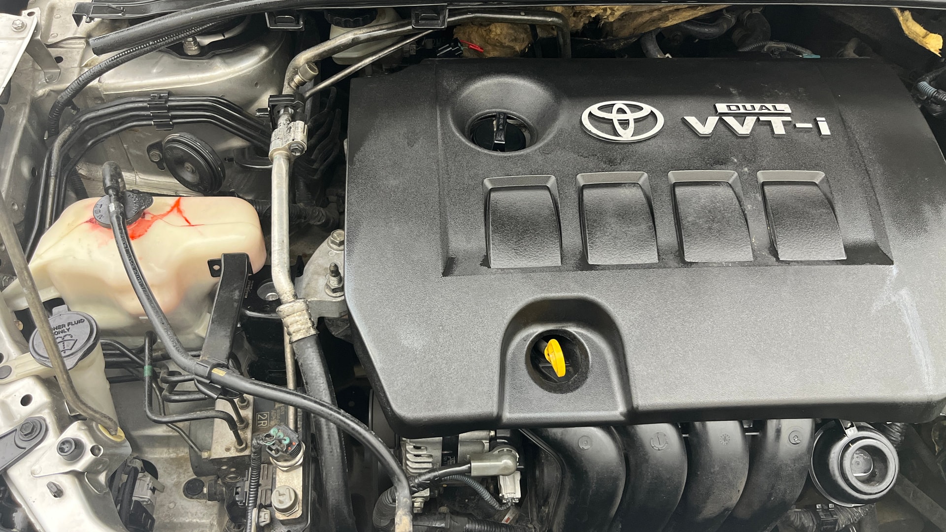 View 2014 Toyota Corolla Altis 1.8 VL AT Image 25 Used 2014 Toyota Corolla Altis 1.8 VL AT Image 25