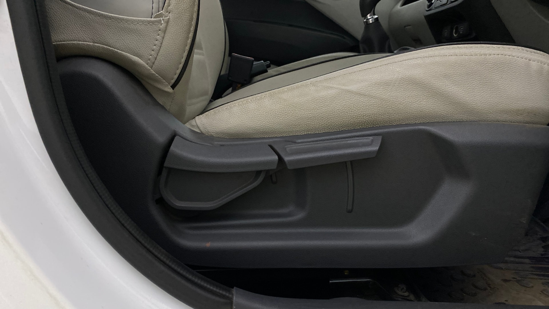 View 2025 Hyundai Grand i10 Nios Era Petrol BS IV Image 18 Used 2025 Hyundai Grand i10 Nios Era Petrol BS IV Image 18