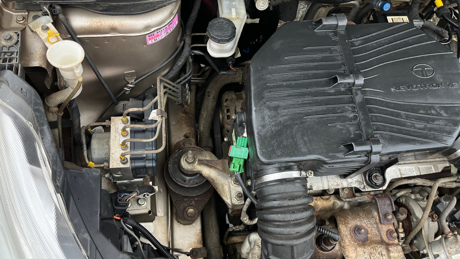View 2015 Tata Zest XM Petrol Image 3 Used 2015 Tata Zest XM Petrol Image 3