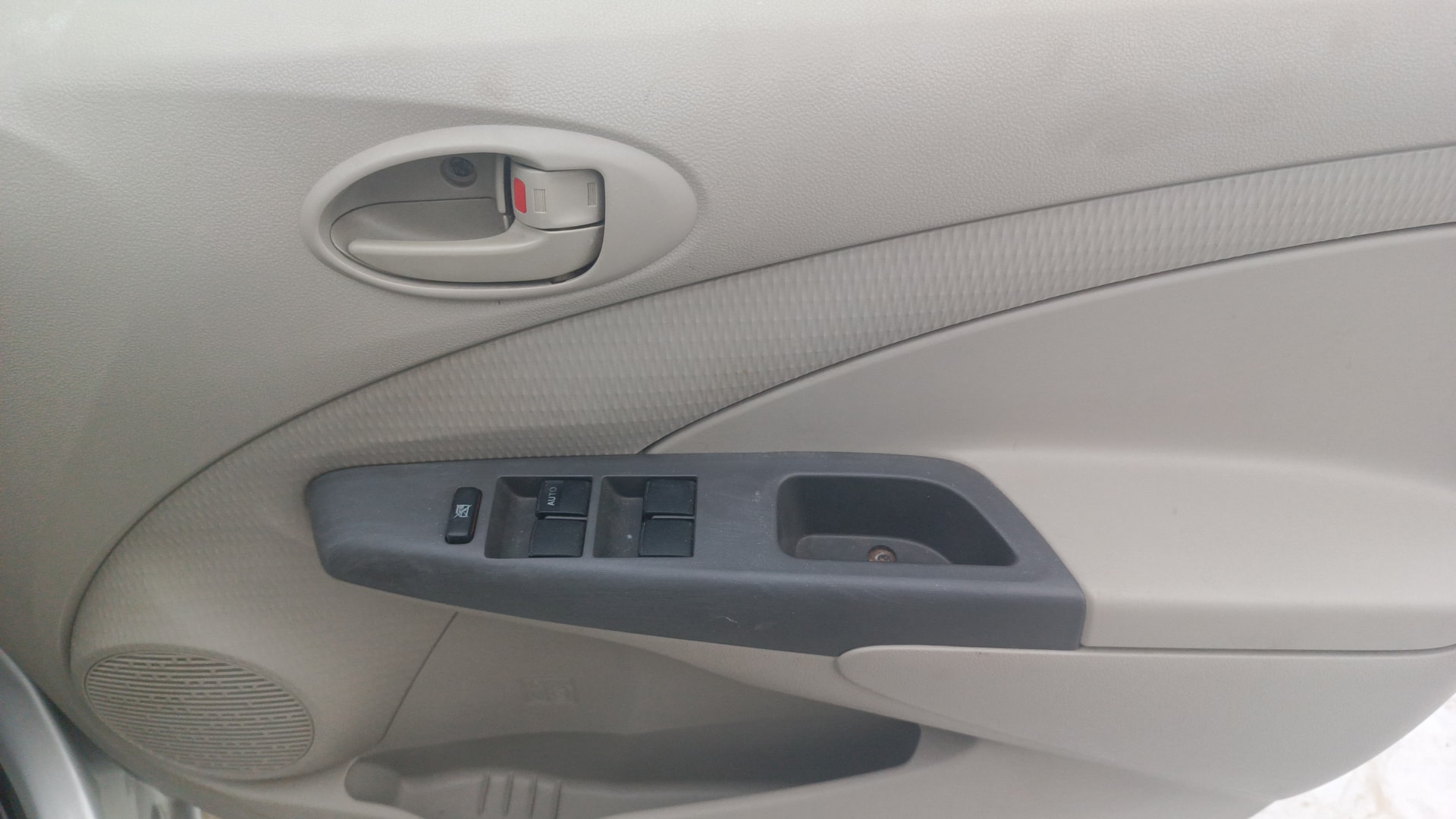 View 2014 Toyota Etios G Image 32 Used 2014 Toyota Etios G Image 32