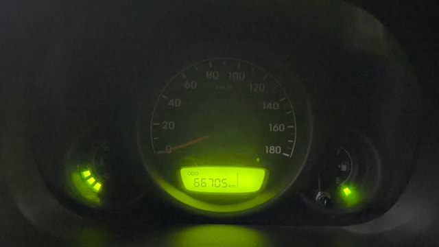 View Hyundai EON Image 33 Used Hyundai EON Image 33