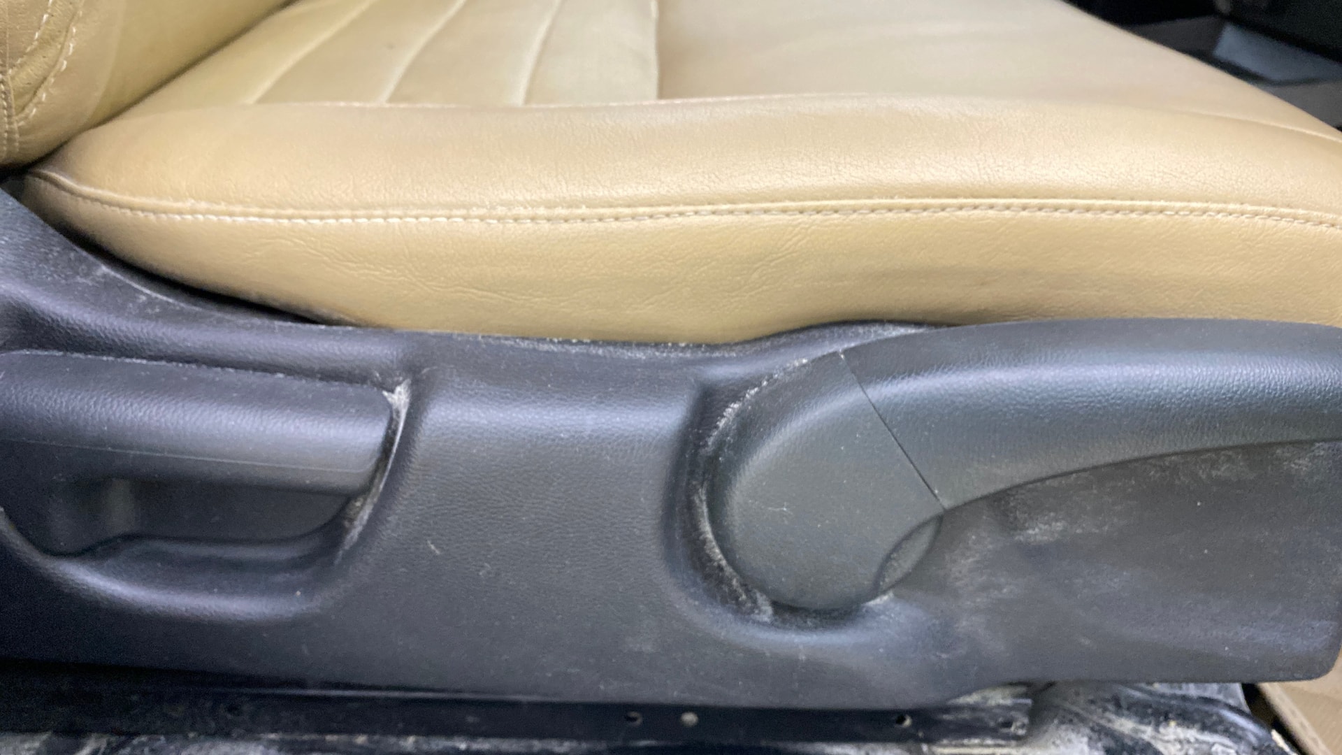 View 2018 Honda City ZX MT Diesel Anniversary Edition Image 11 Used 2018 Honda City ZX MT Diesel Anniversary Edition Image 11