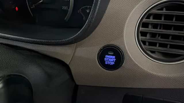 View Hyundai Grand i10 Image 38 Used Hyundai Grand i10 Image 38