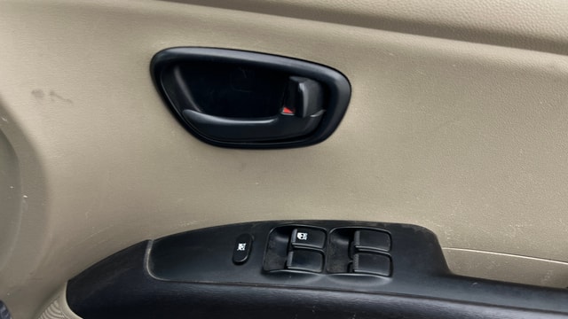 View Hyundai i10 Image 33 Used Hyundai i10 Image 33