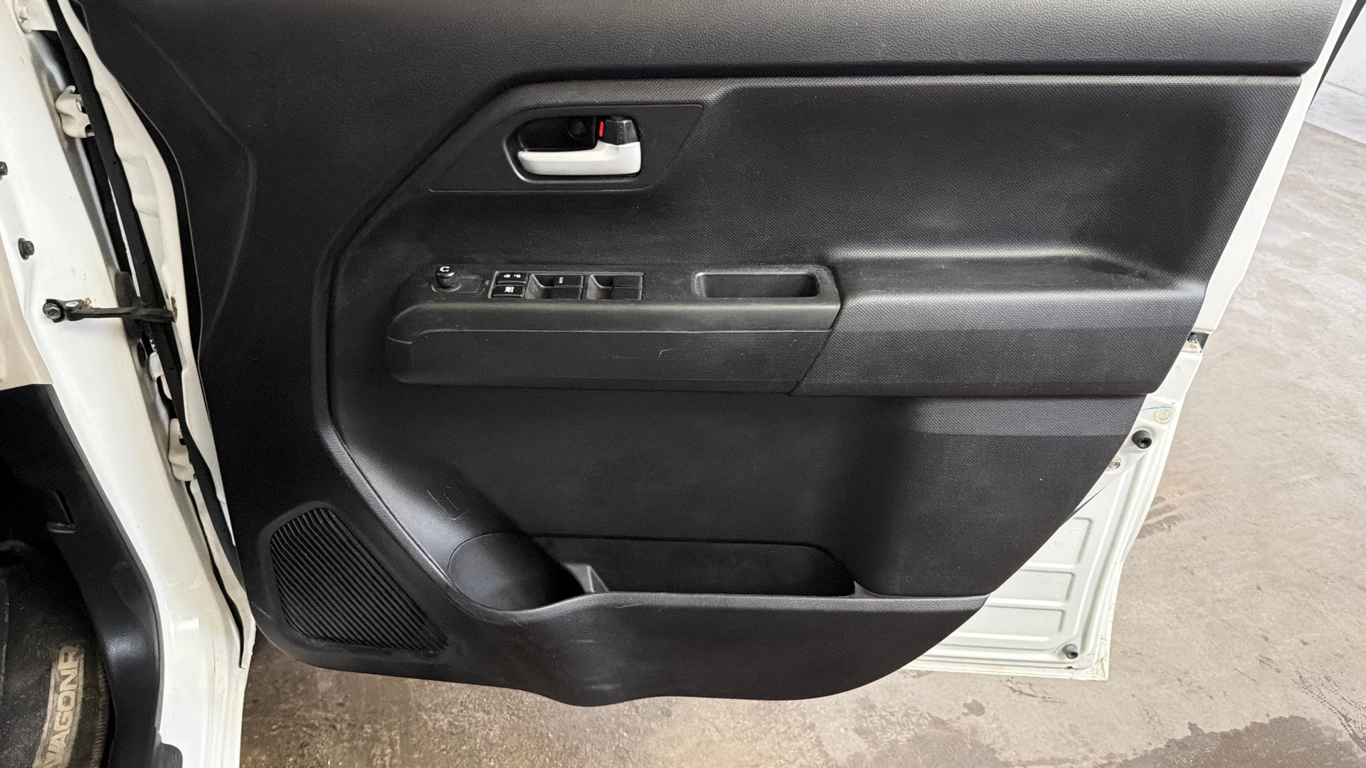 View 2023 Maruti Suzuki 1000 Base Variant Image 36 Used 2023 Maruti Suzuki 1000 Base Variant Image 36