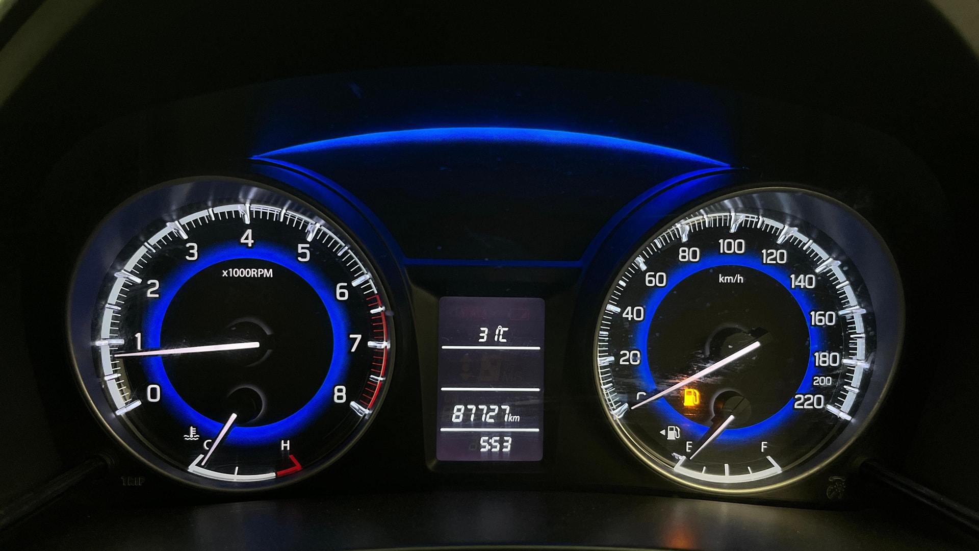 View 2019 Maruti Suzuki 1000 Base Variant Image 20 Used 2019 Maruti Suzuki 1000 Base Variant Image 20