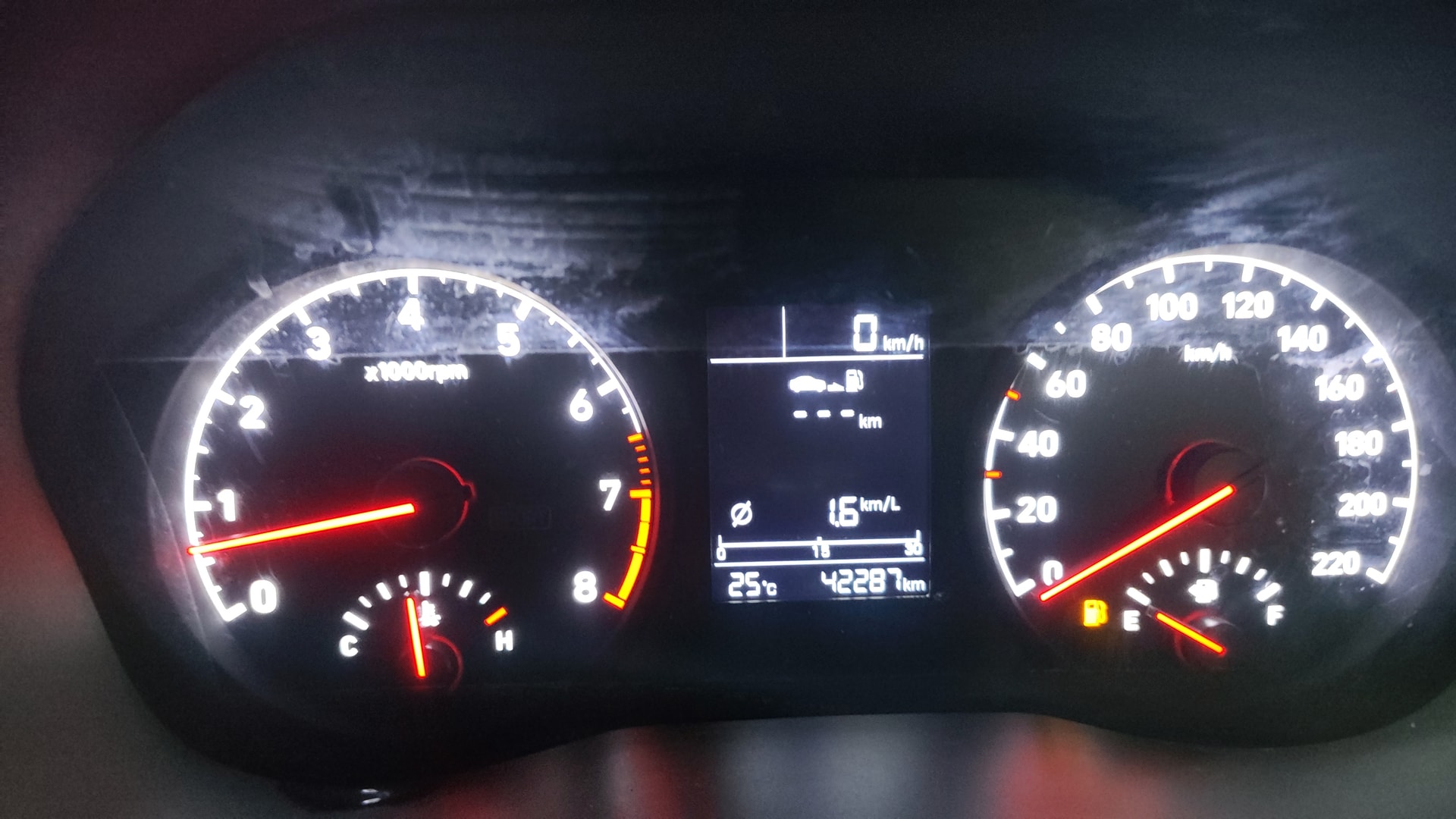 View 2018 Hyundai Verna 1.6 VTVT SX Image 35 Used 2018 Hyundai Verna 1.6 VTVT SX Image 35