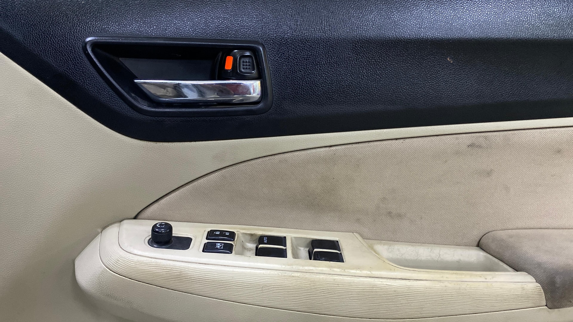 View 2018 Maruti Suzuki 1000 Base Variant Image 37 Used 2018 Maruti Suzuki 1000 Base Variant Image 37