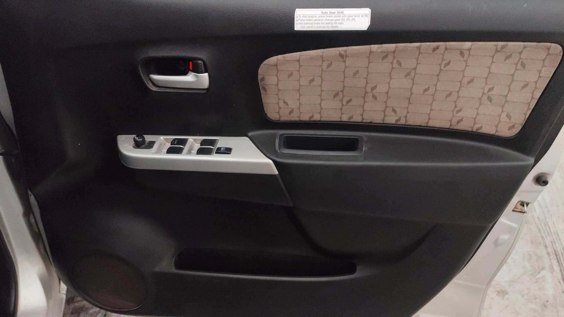 View 2016 Maruti Suzuki 1000 Base Variant Image 33 Used 2016 Maruti Suzuki 1000 Base Variant Image 33