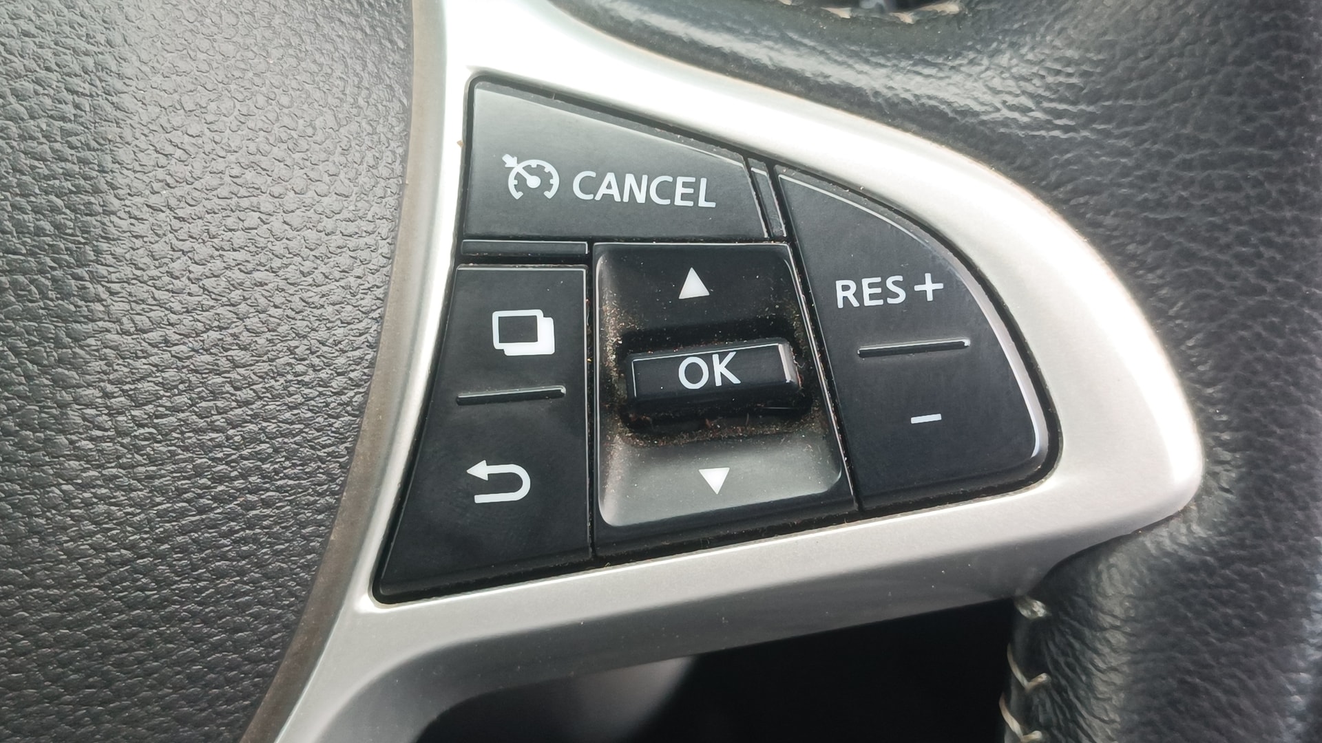 Used 2022 Nissan Magnite Used 2022 Nissan Magnite