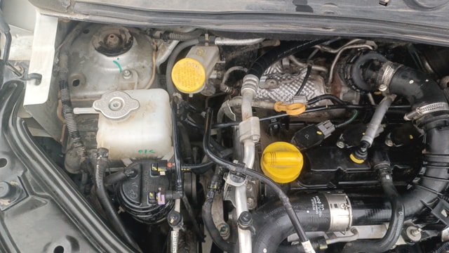 View Nissan Magnite Image 4 Used Nissan Magnite Image 4