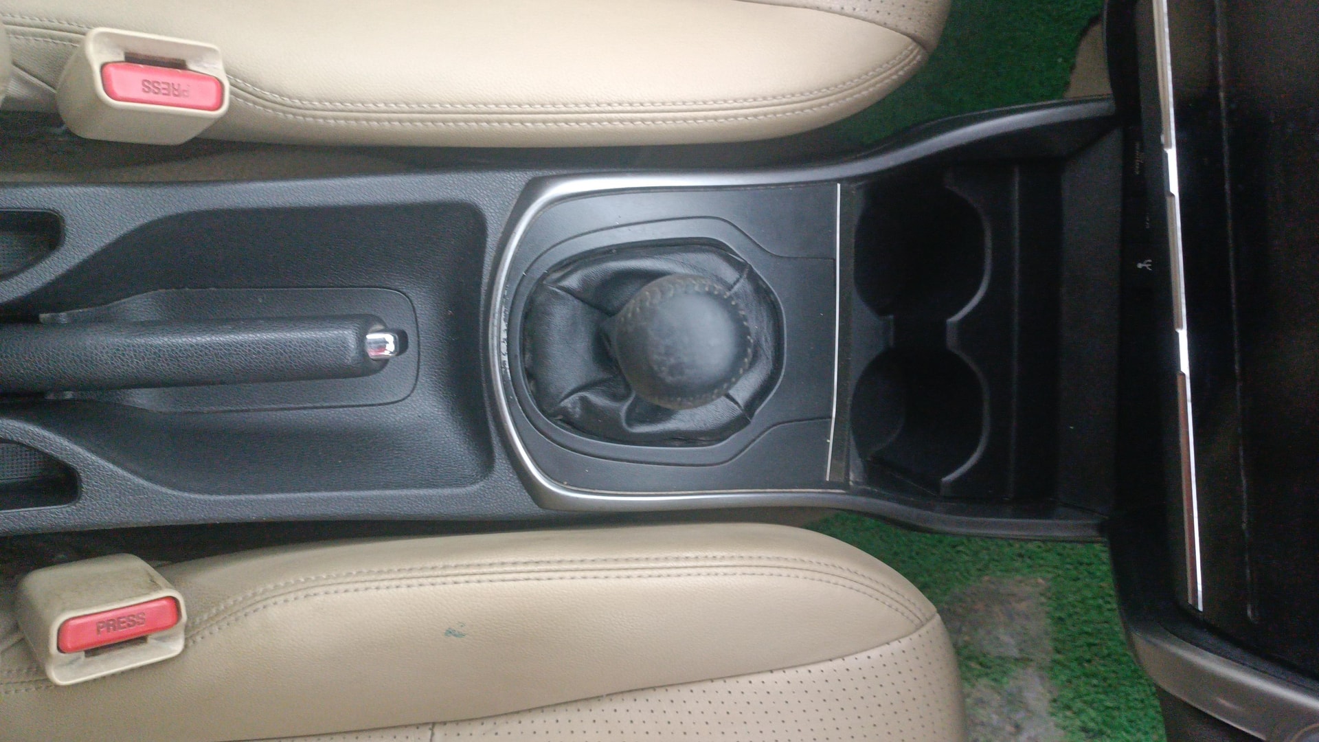 View 2014 Honda City ZX MT Diesel Anniversary Edition Image 40 Used 2014 Honda City ZX MT Diesel Anniversary Edition Image 40