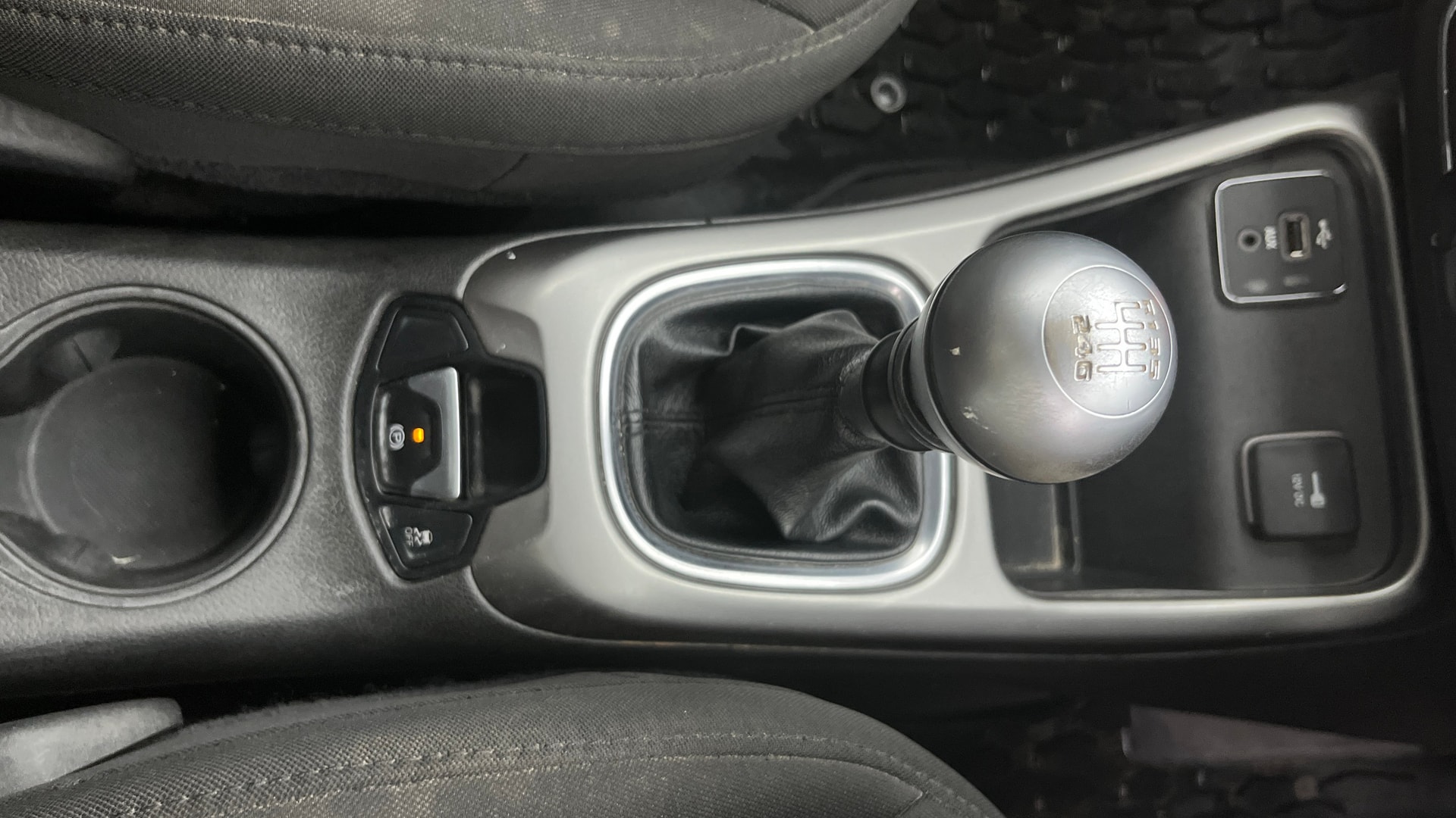 View 2019 Jeep Compass Sport Plus Diesel BS IV Image 37 Used 2019 Jeep Compass Sport Plus Diesel BS IV Image 37