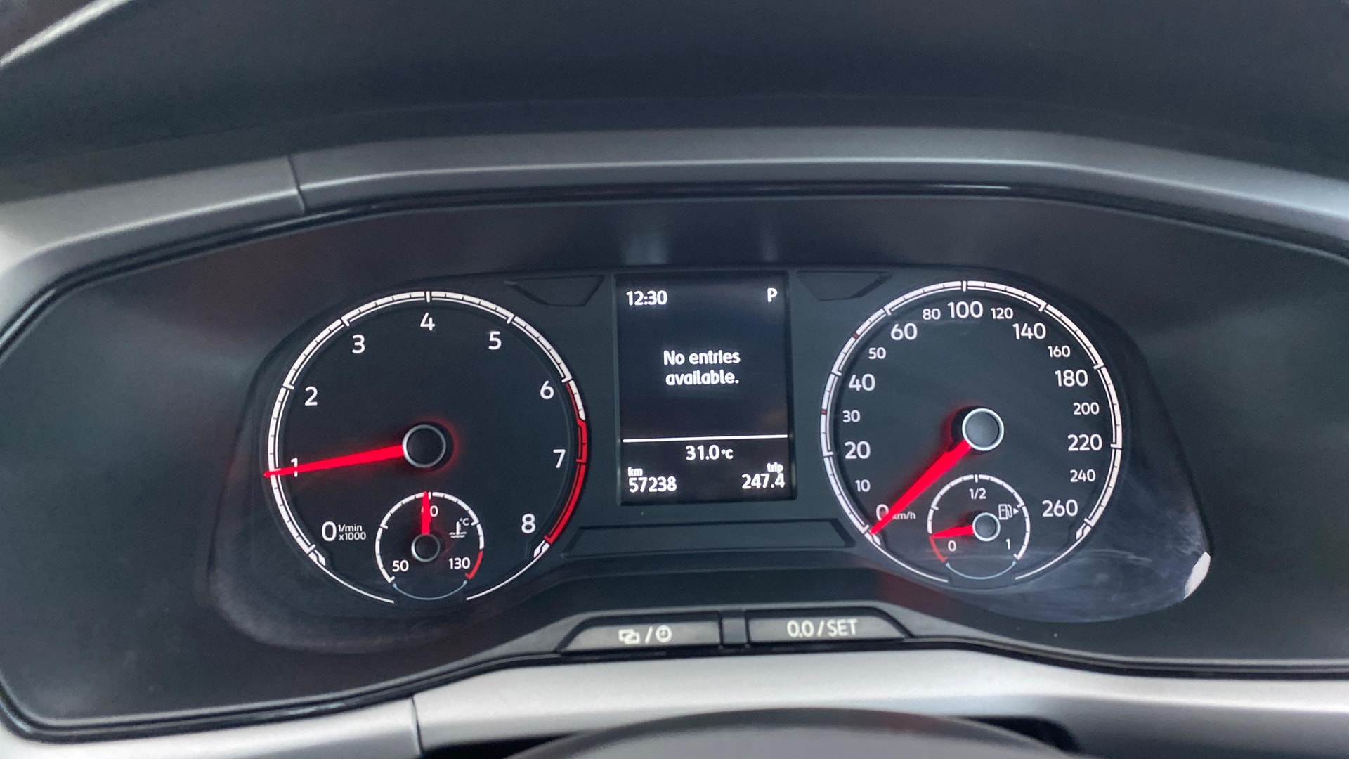 View 2022 Volkswagen Taigun 1.0 TSI Highline AT Image 21 Used 2022 Volkswagen Taigun 1.0 TSI Highline AT Image 21
