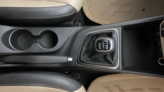 View Hyundai Verna Image 41 Used Hyundai Verna Image 41