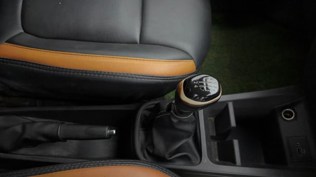 View Renault Kwid Image 38 Used Renault Kwid Image 38