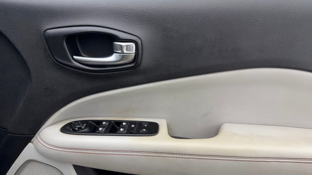 View Jeep Compass Image 33 Used Jeep Compass Image 33