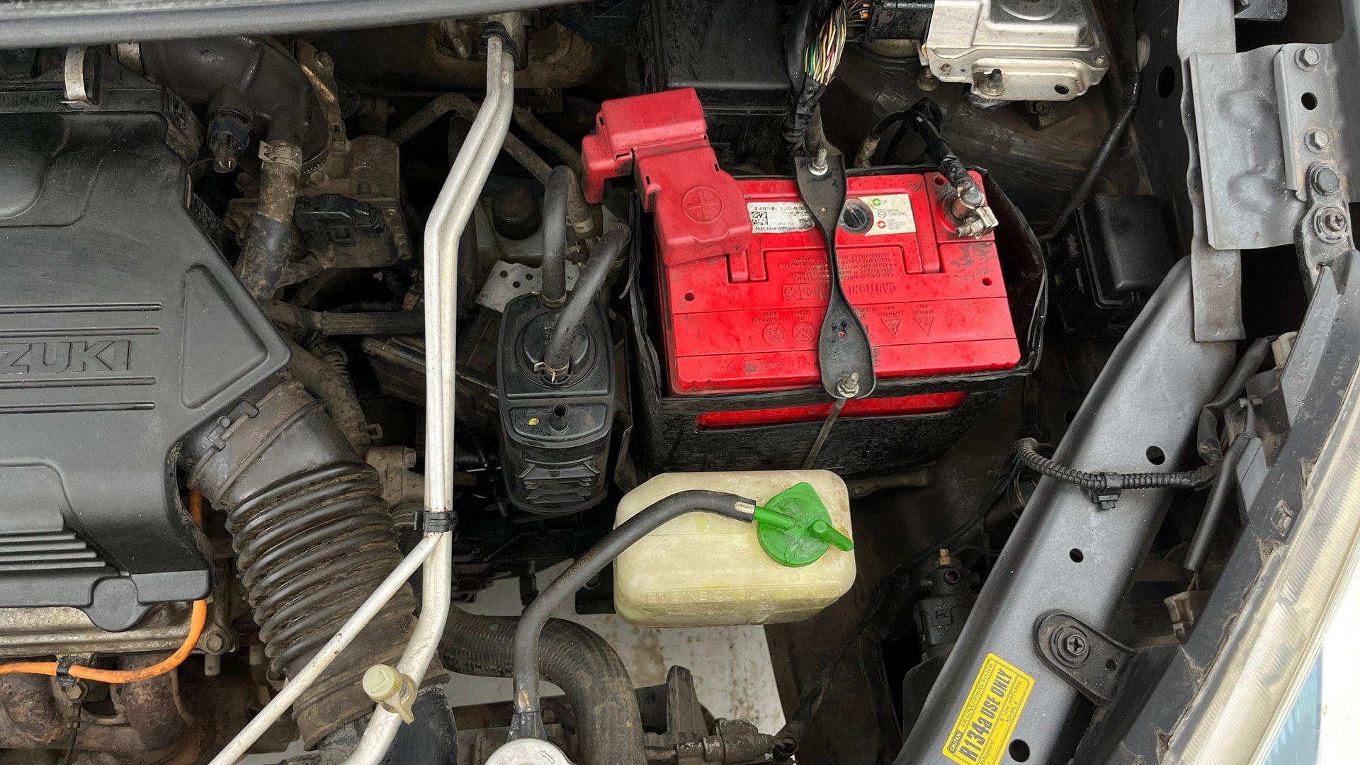 View 2018 Maruti Suzuki 1000 Base Variant Image 13 Used 2018 Maruti Suzuki 1000 Base Variant Image 13