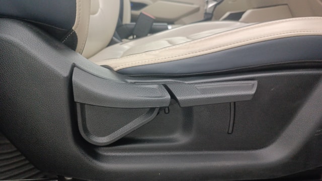 View Kia Carens Image 12 Used Kia Carens Image 12